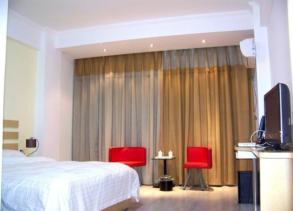 Далянь: Holiday Inn Dailian Software Park Apartments