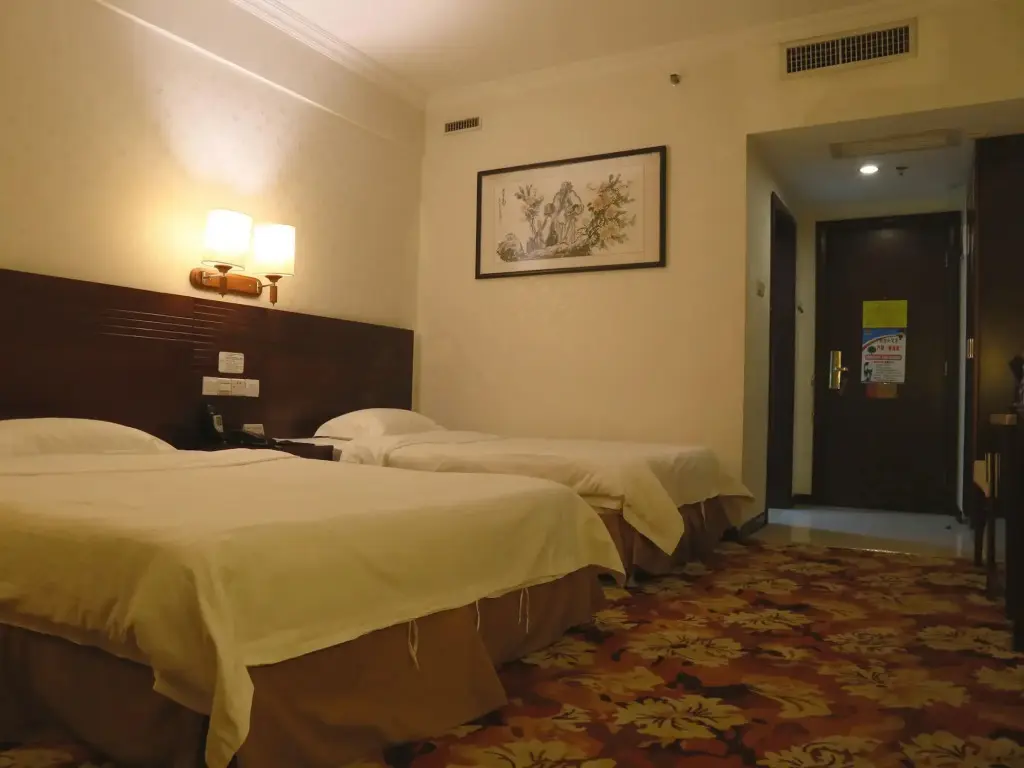 Гуанчжоу: Pazhou Hotel