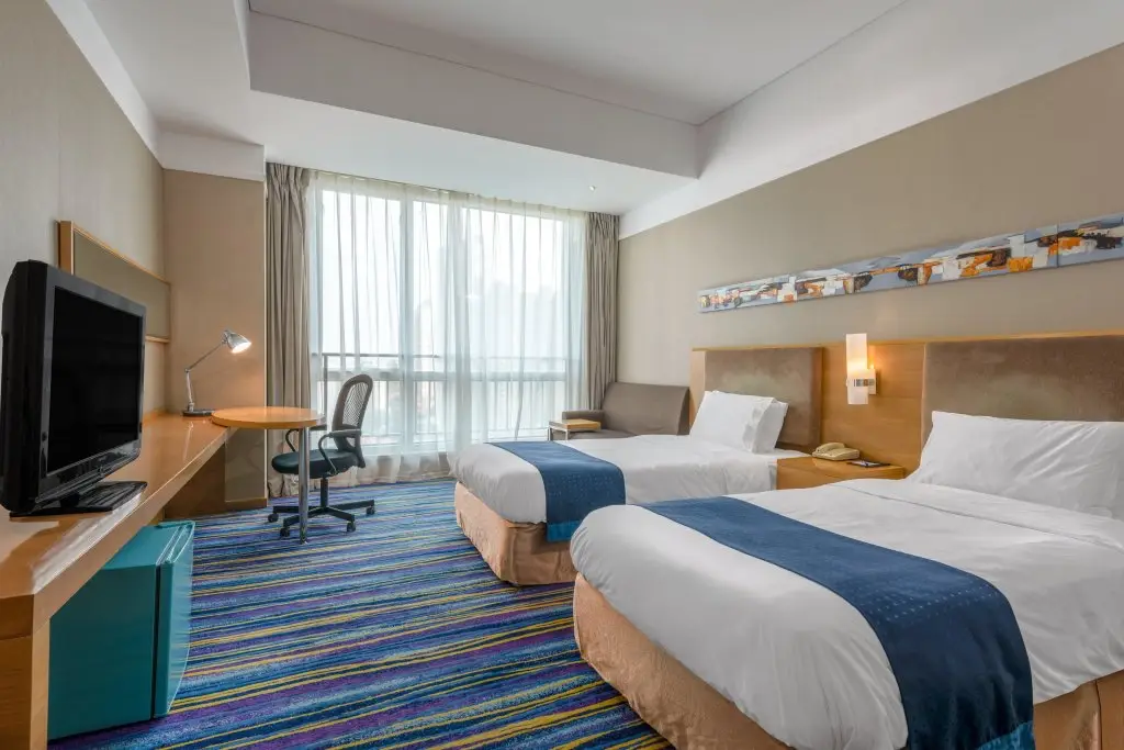 Holiday Inn Express Tianjin Heping by IHG — фото 1