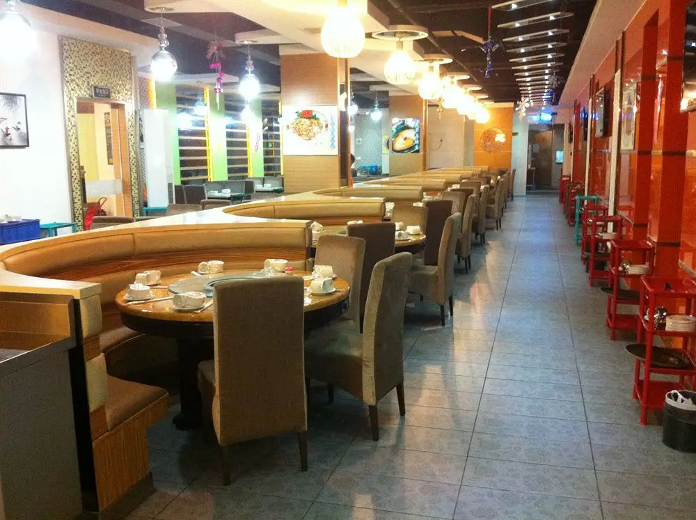 Шэньчжэнь: Super 8 Hotel Shenzhen Diwang