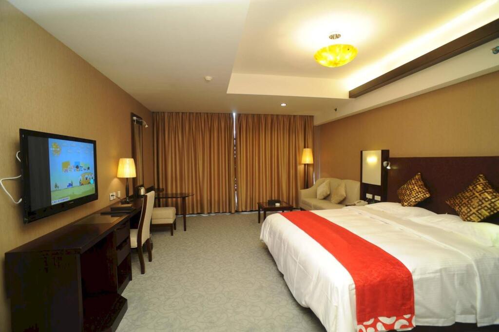 Гуйлинь: Golden Dragonball Hotel