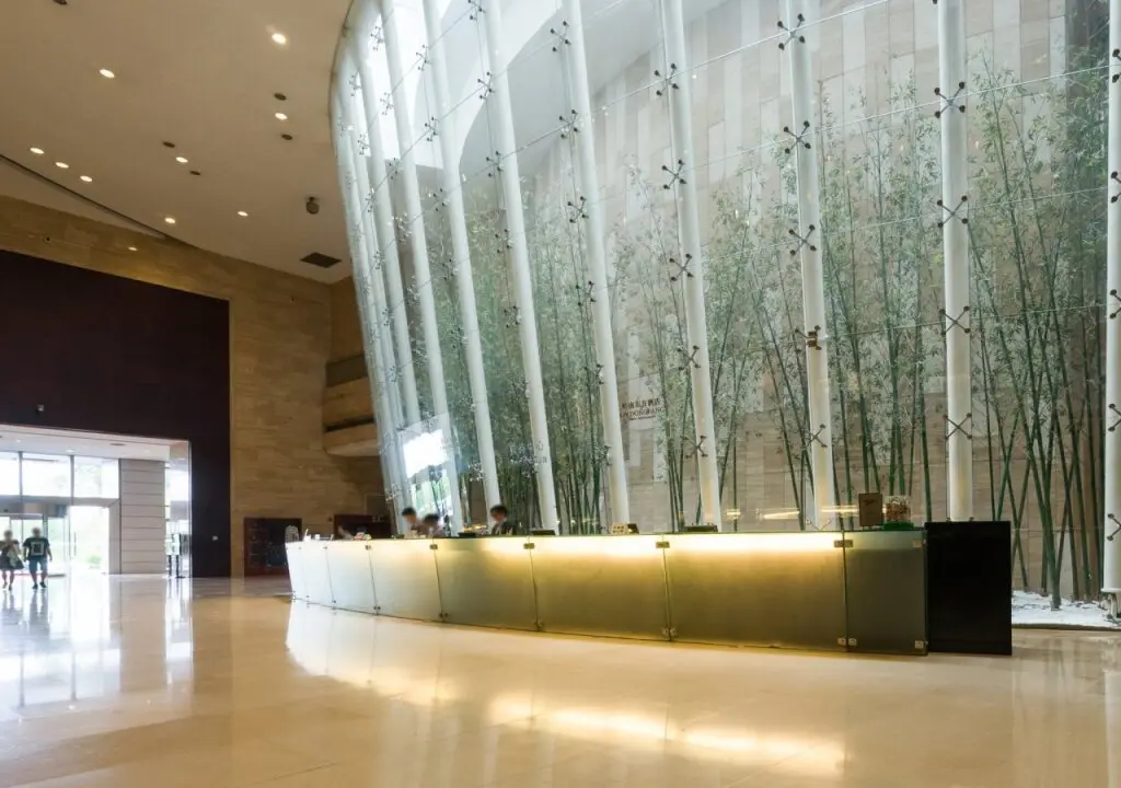 Гуанчжоу: Guangzhou Baiyun International Convention Center