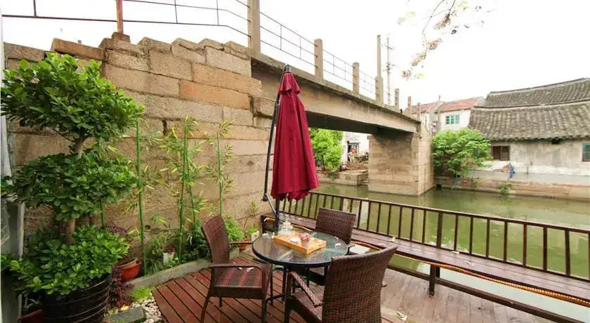 Цзясинь: Xitang Impression Inn