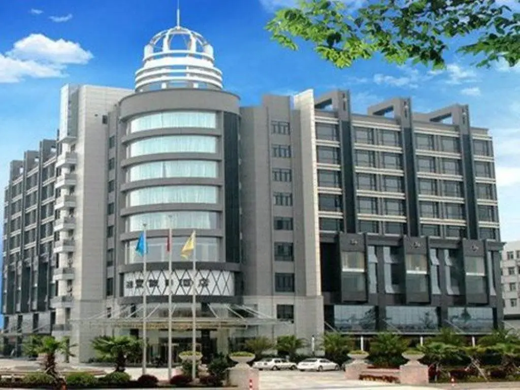 Фошань: Huifeng Holiday
