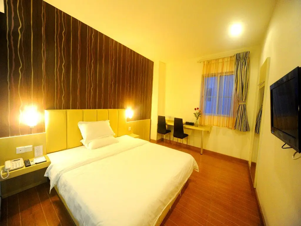 Гуанчжоу: Tavernew Hotel