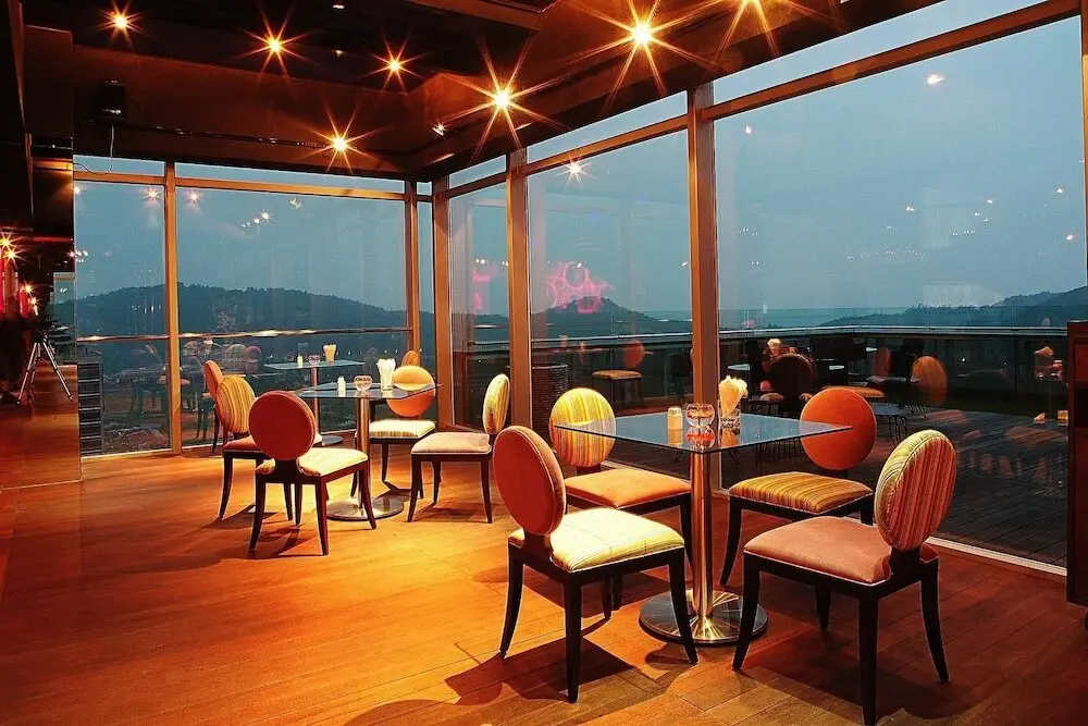 Гуанчжоу: Guangzhou Nansha Pearl River Delta World Trade Center Tower