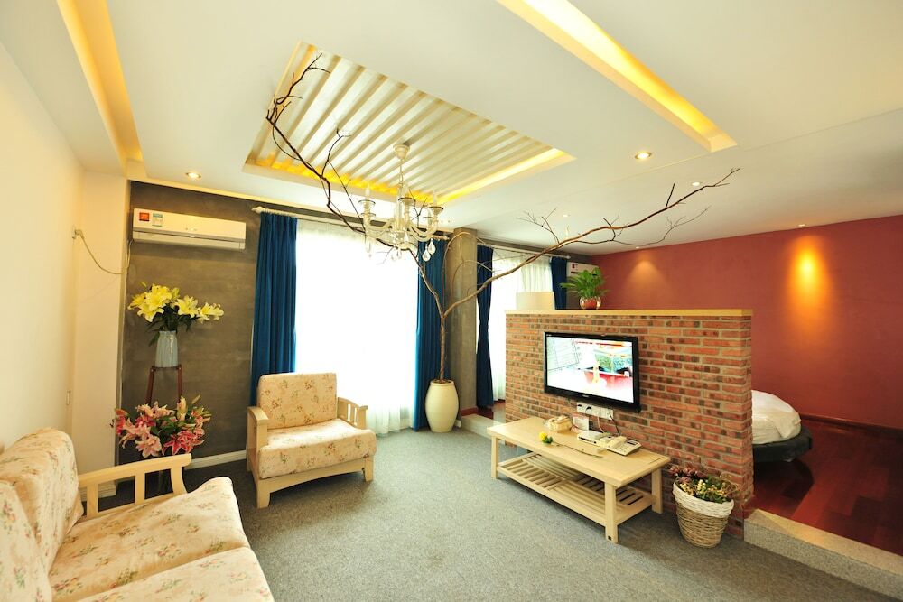 Inn Of Flowers- Yang Shuo Pan Tao — фото 1