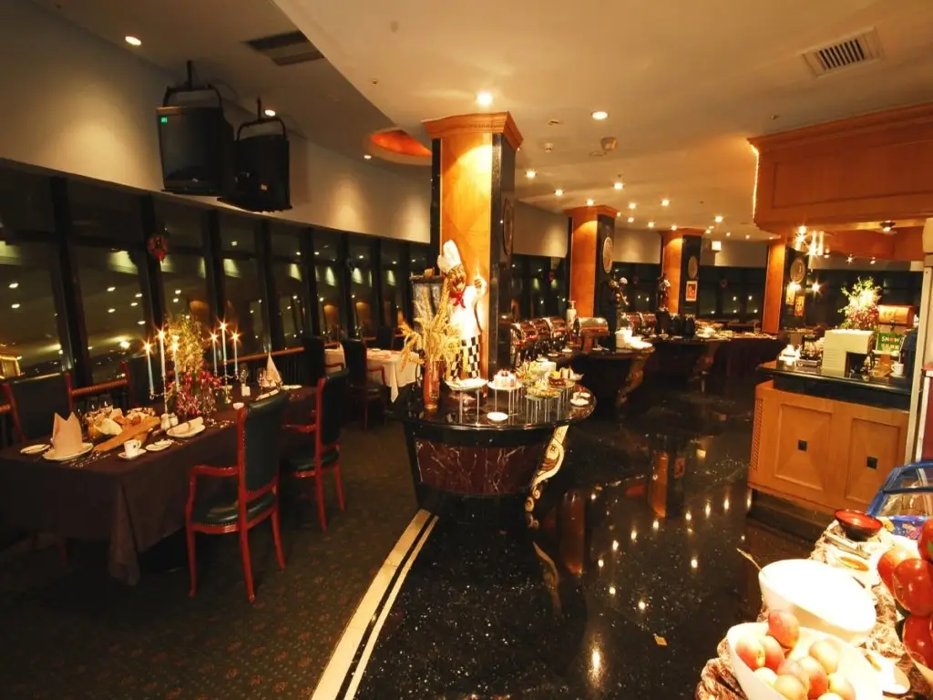 Далянь: Dalian Harbour View Hotel