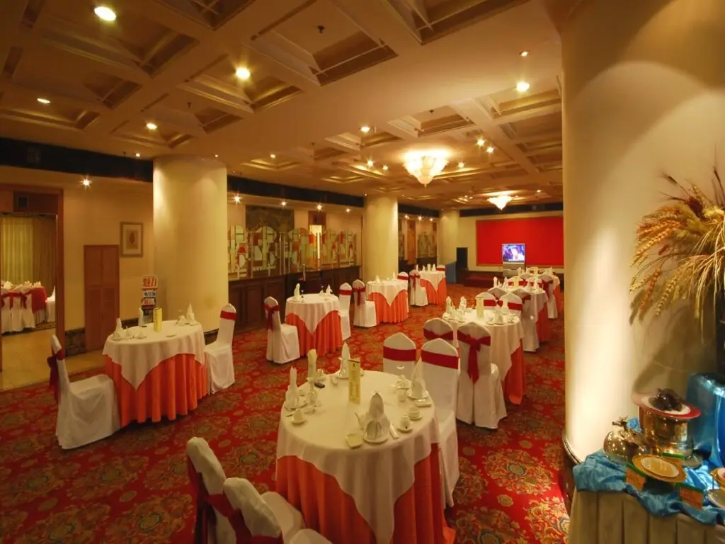 Далянь: Dalian Harbour View Hotel