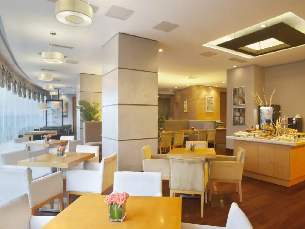 Хэфэй: Holiday Inn Downtown Hefei