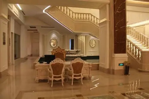 Наньтун: Jinling Jinding Grand Hotel Rugao