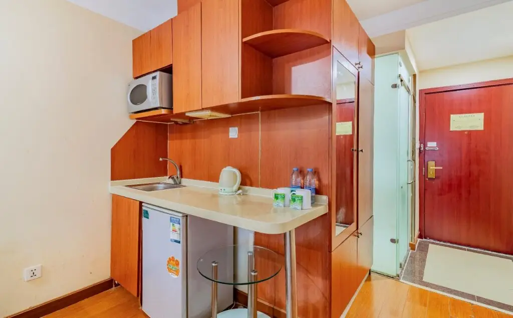 Пекин: GreenTree Inn Beijing Guangmingqiao Express Apartment Hotel