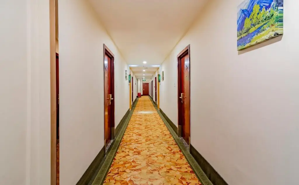 Пекин: GreenTree Inn Beijing Guangmingqiao Express Apartment Hotel
