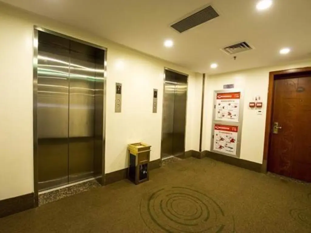 Тяньцзинь: GreenTree Inn Tianjin Great Mercy Temple Business Hotel