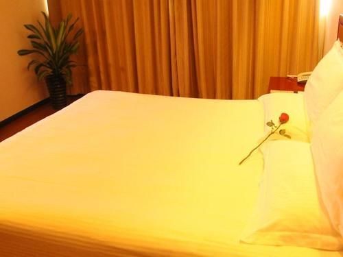 Гуйян: Greentree Inn Guiyang Penshuichi Business Hotel