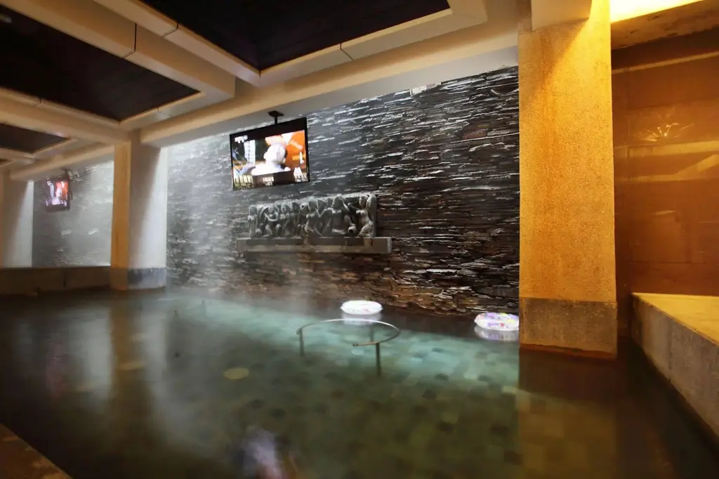 Нанкин: Nanjing Bali Yuanshu Vogue Hotspring Hotel