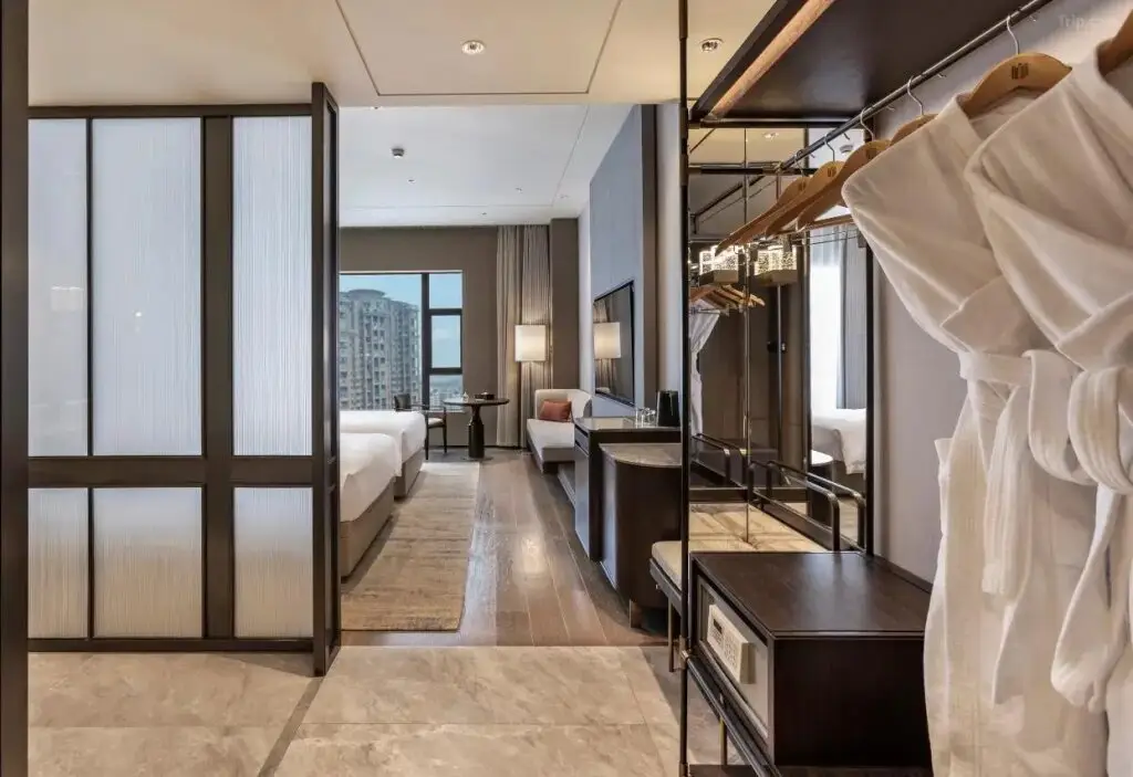 Цзясинь: Grand New Century Hotel Jiashan Jiaxing