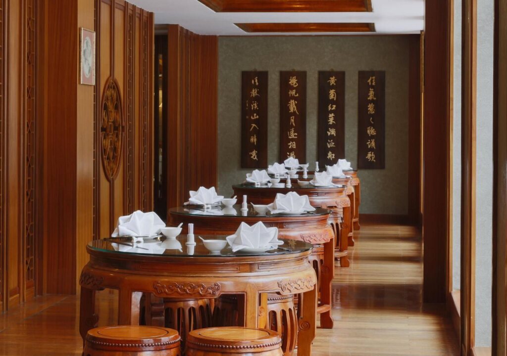Цзючжайгоу: Sheraton Jiuzhaigou Resort