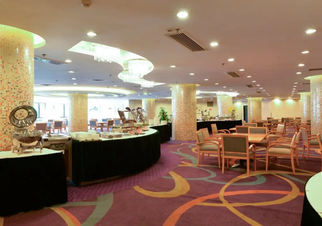 Шанхай: Ramada Plaza Pudong South