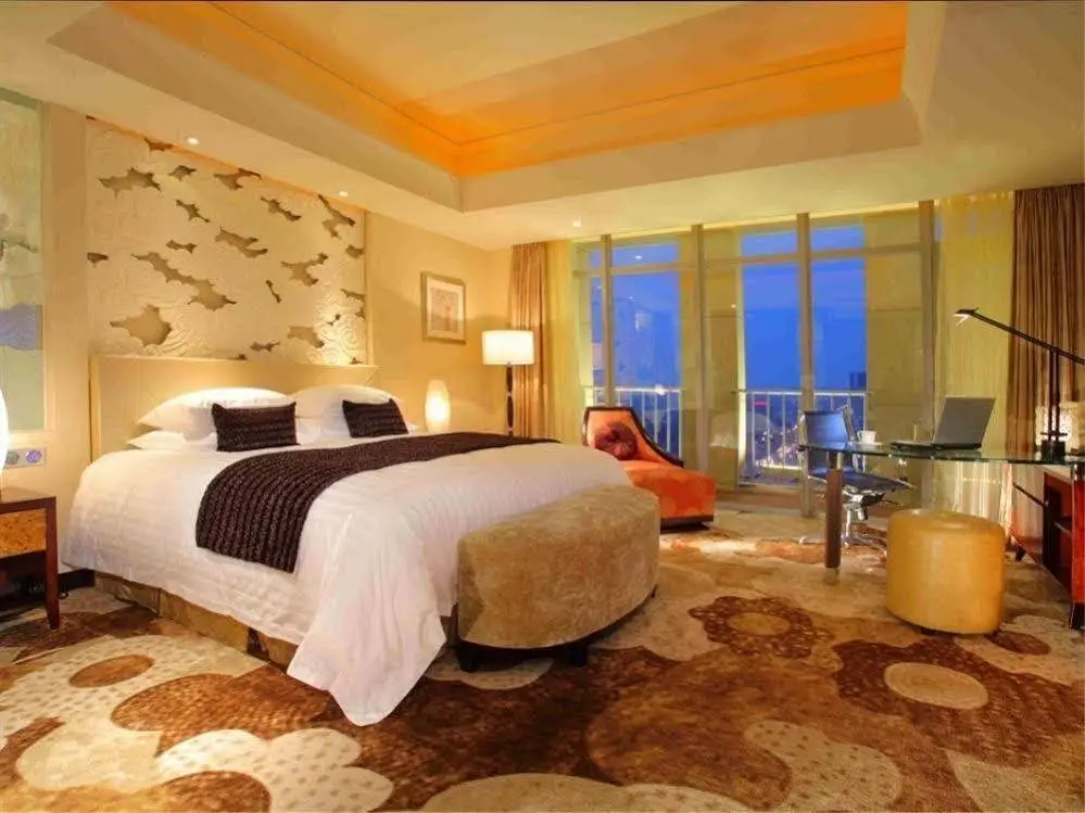 Пекин: New Century Grand Hotel Beijing