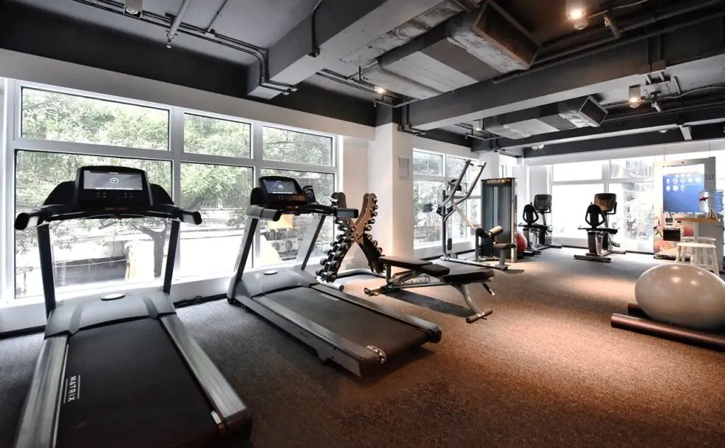 Гонконг: Equinox Mercury Serviced Apartments
