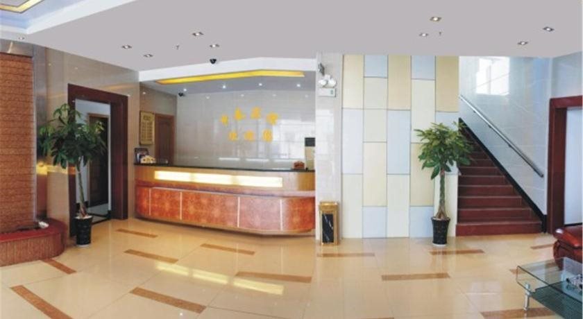 Shenchun Hotel — фото 1