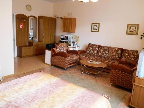 Дзержинский: Sanative hotel Zouz
