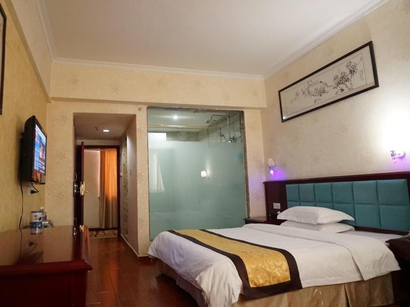 Гуанчжоу: Guangdong Oversea Chinese Hotel