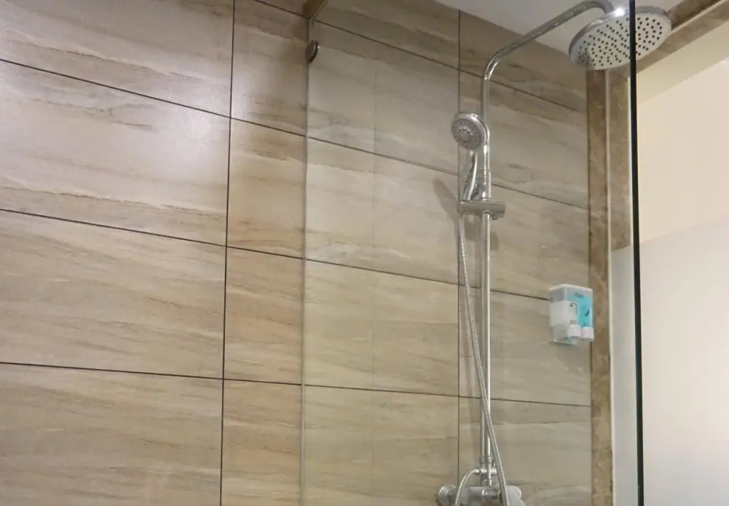 Гуанчжоу: Guangdong Oversea Chinese Hotel