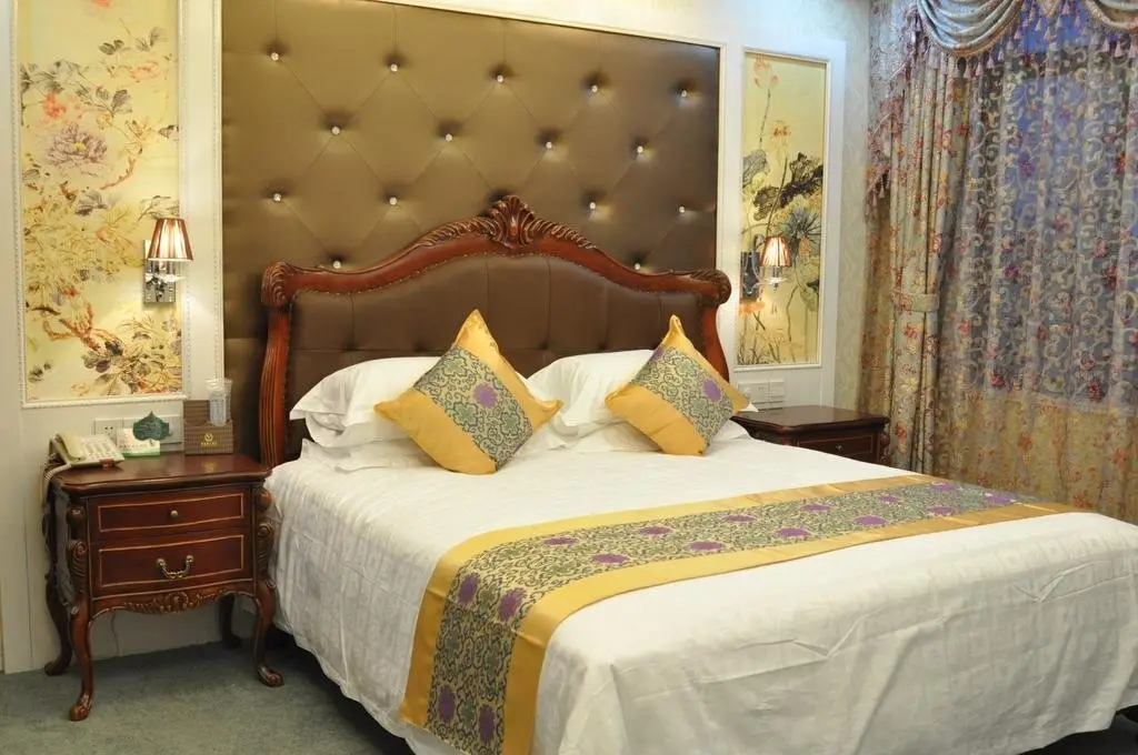 Лиаоченг: Triumph Palace Hotel