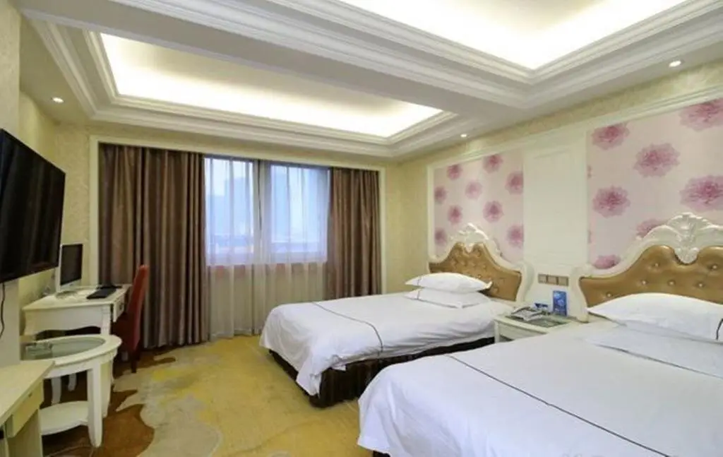 Manju Hotel — фото 1