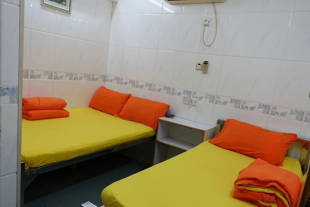 Гонконг: New China Guesthouse