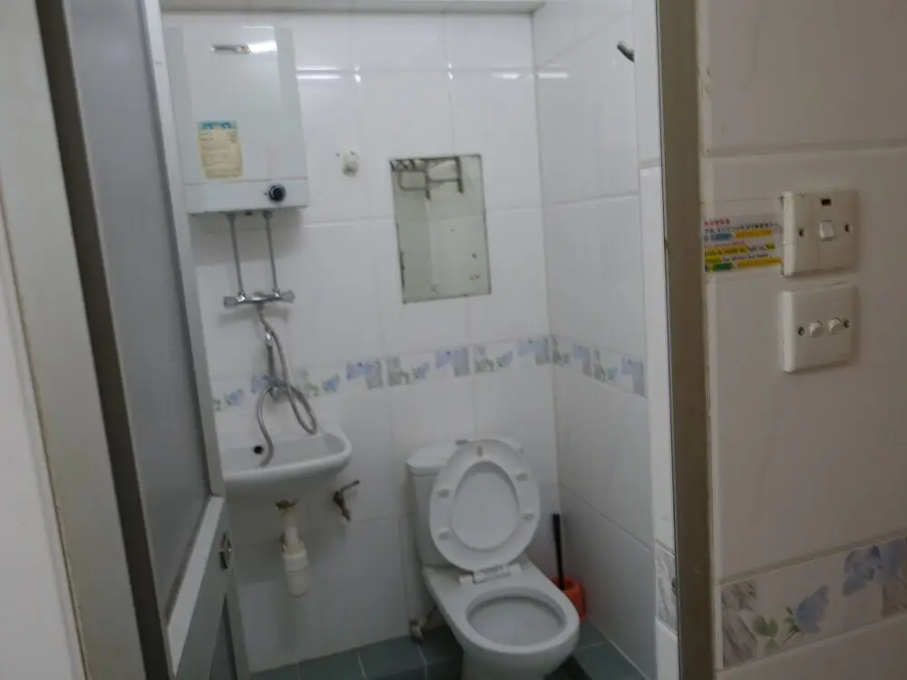 Гонконг: New China Guesthouse