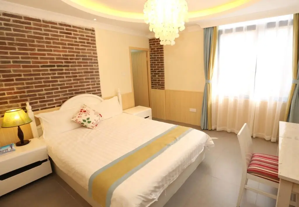 Сямынь: Xiamen Sunshine House