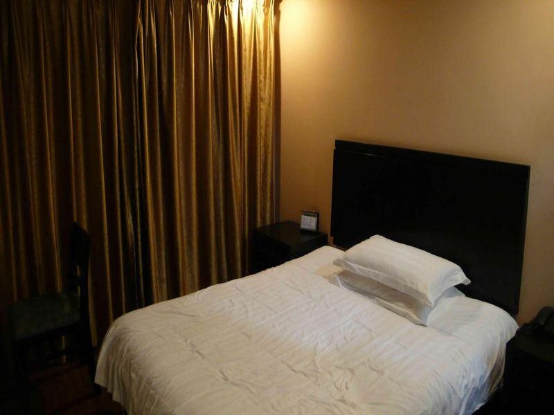 Шанхай: Jitai Hotel (Shanghai Train Station South Square)