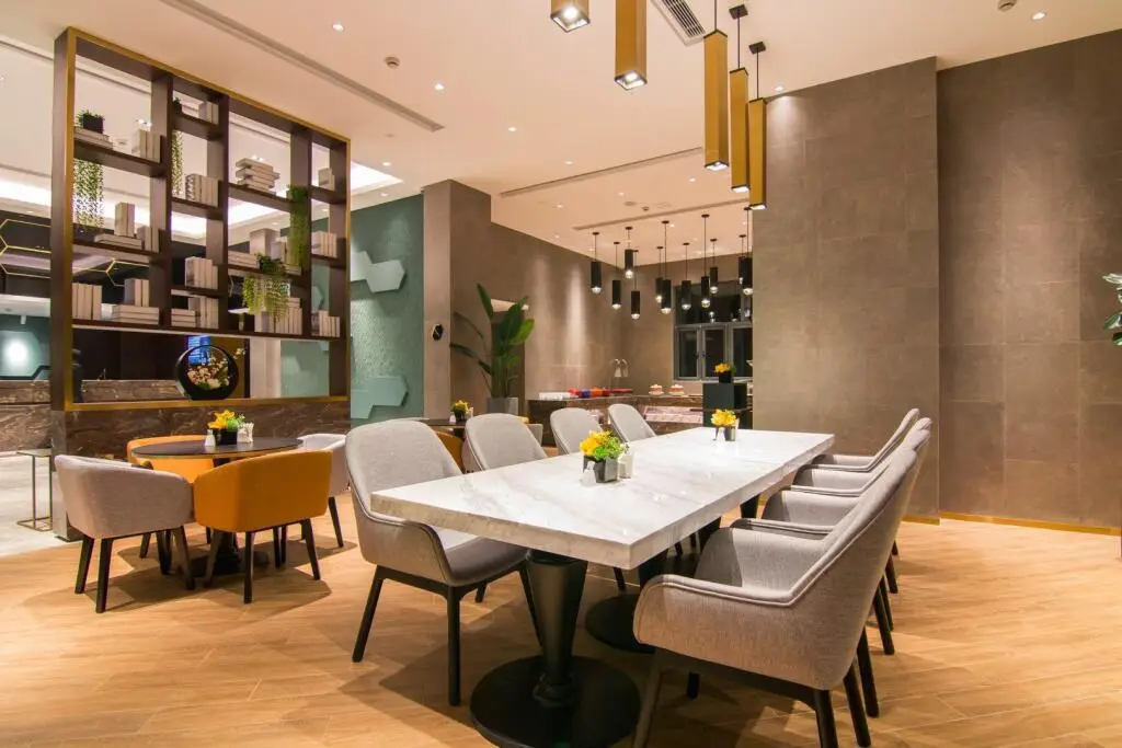 Шанхай: Linton Business Hotel