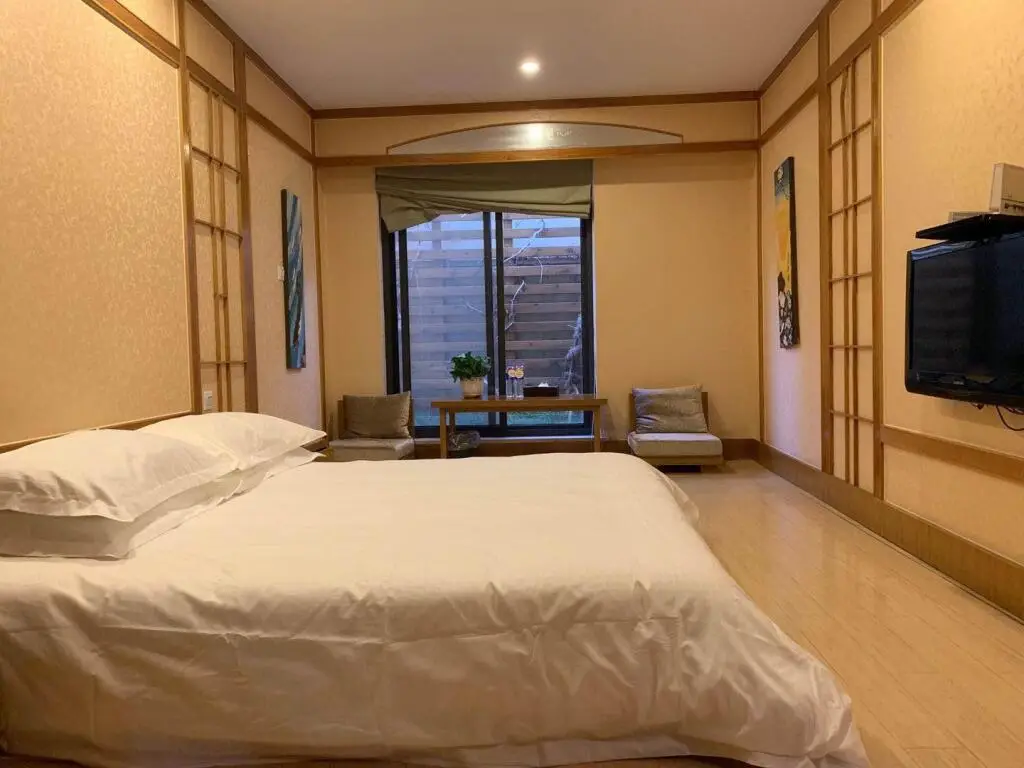 Шанхай: Linjiang Hotel