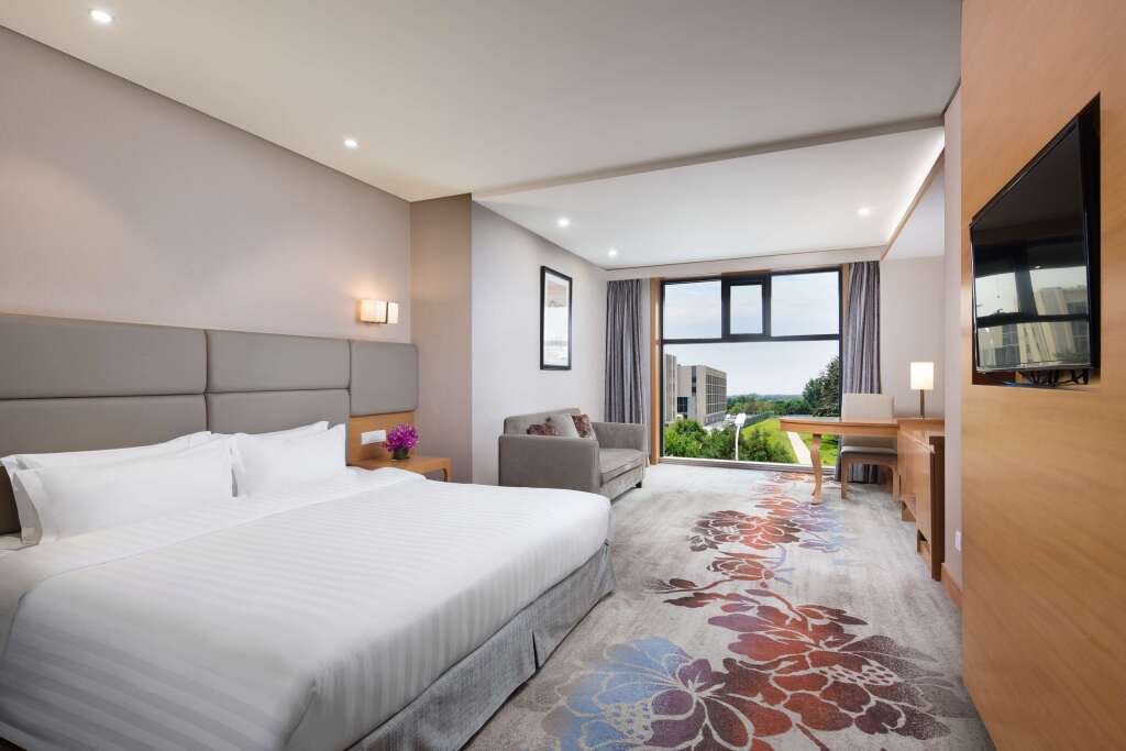 Пекин: Ramada by Wyndham Beijing Airport