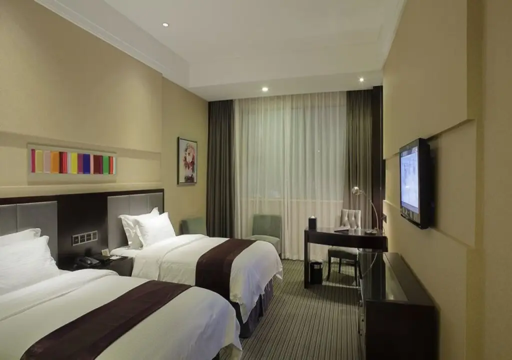 Шанхай: Shanghai New Century Manju Hotel Luoshan @SNIEC