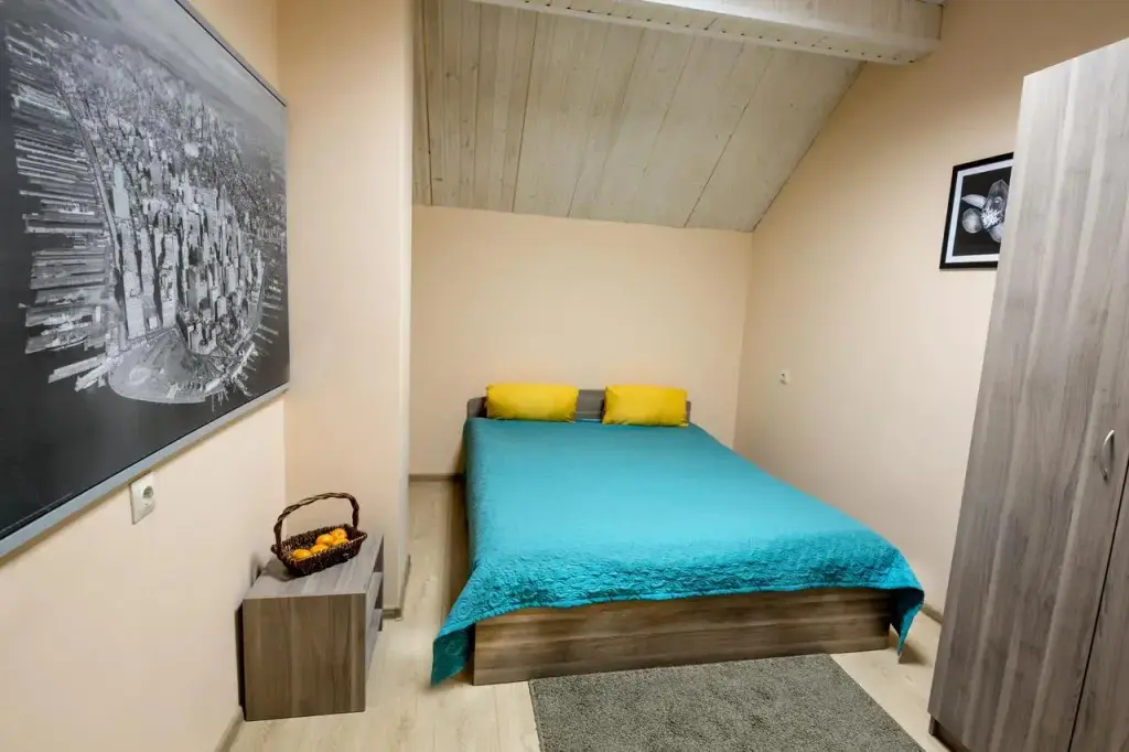 Удельная: Hotel Za Okolytsey