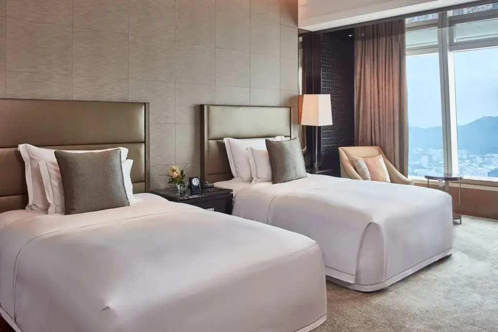 Гонконг: The Ritz-Carlton, Hong Kong