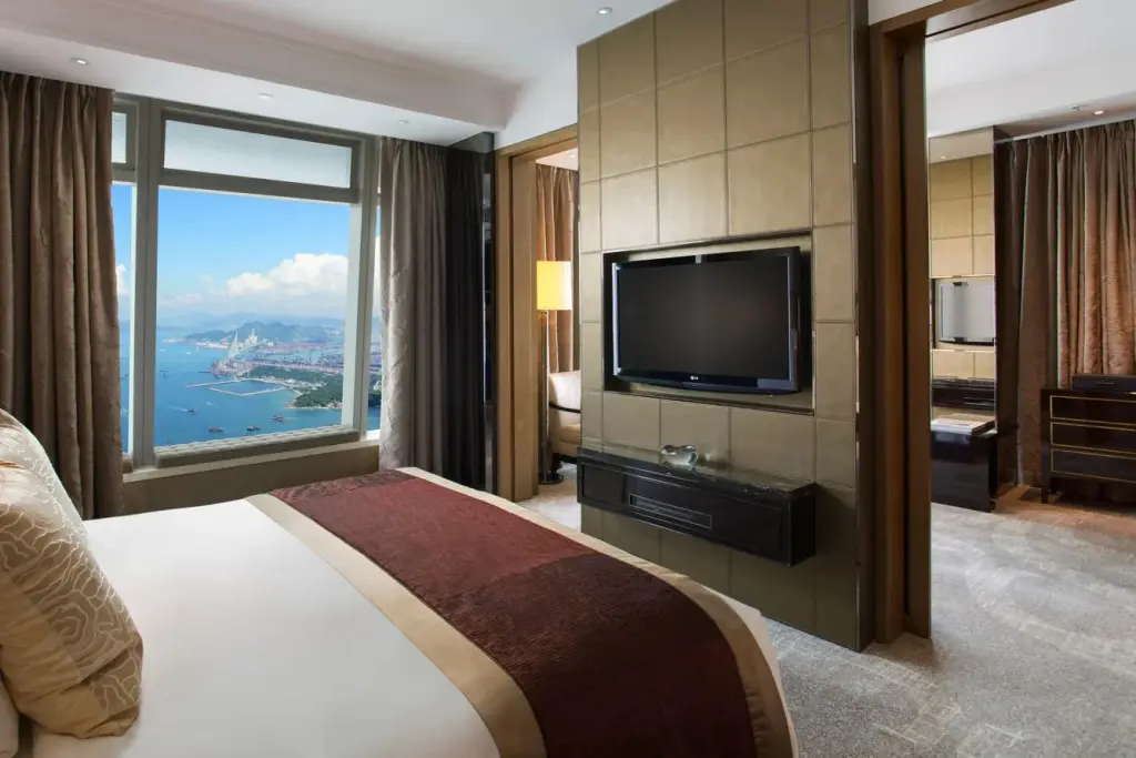 Гонконг: The Ritz-Carlton, Hong Kong