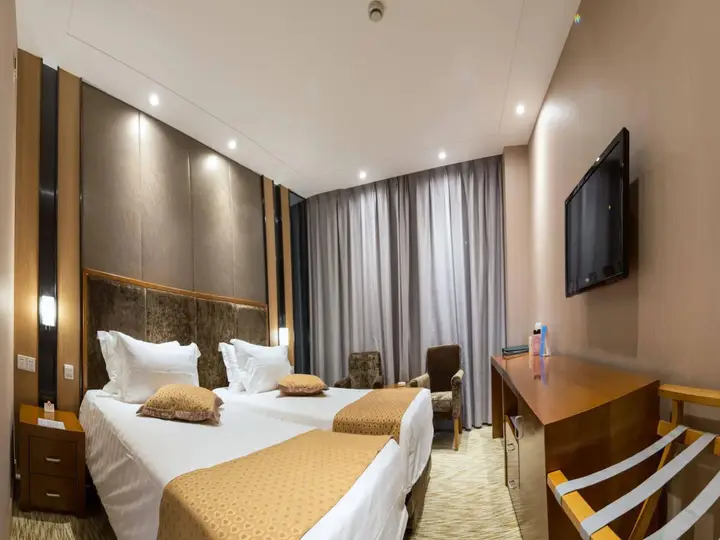 Шанхай: Pearl Hotel