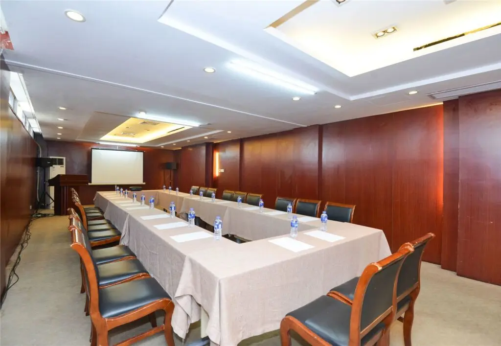 Шанхай: Vienna International Hotel - Expo Branch