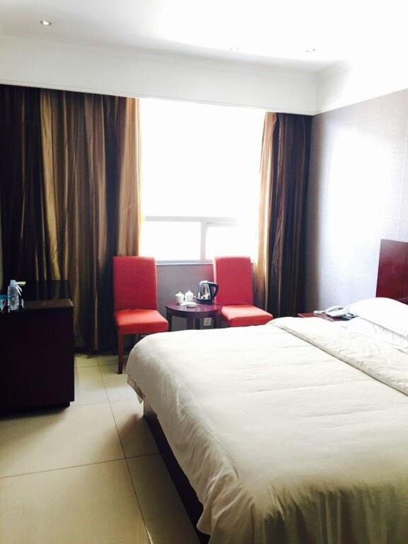 Zhuhai Golden Fortune Hotel — фото 1