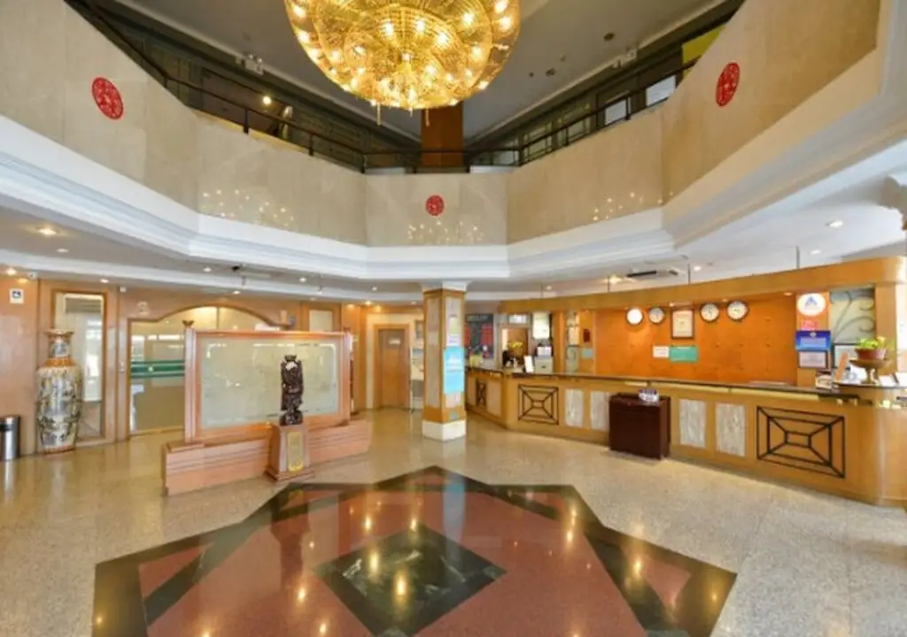 Пекин: Far East Hotel