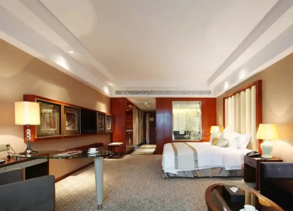 Чжуншань: Zhongshan Yihe Grand Hotel