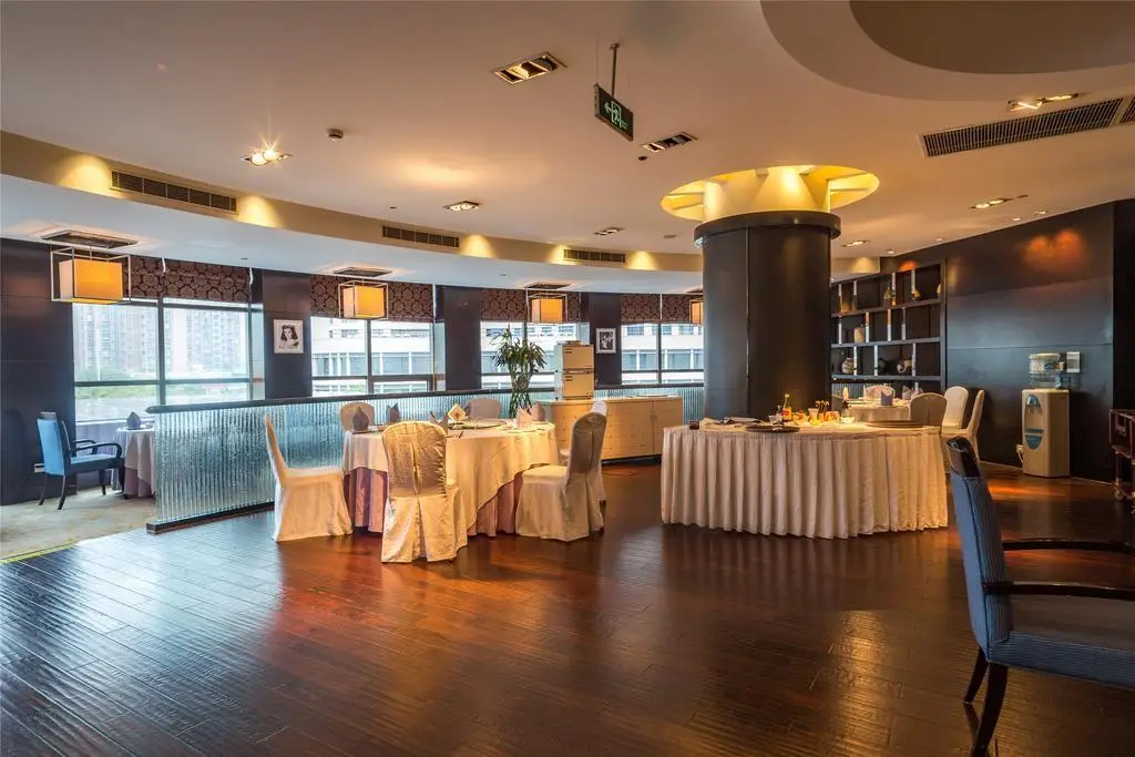 Шанхай: Minya Hotel Shanghai