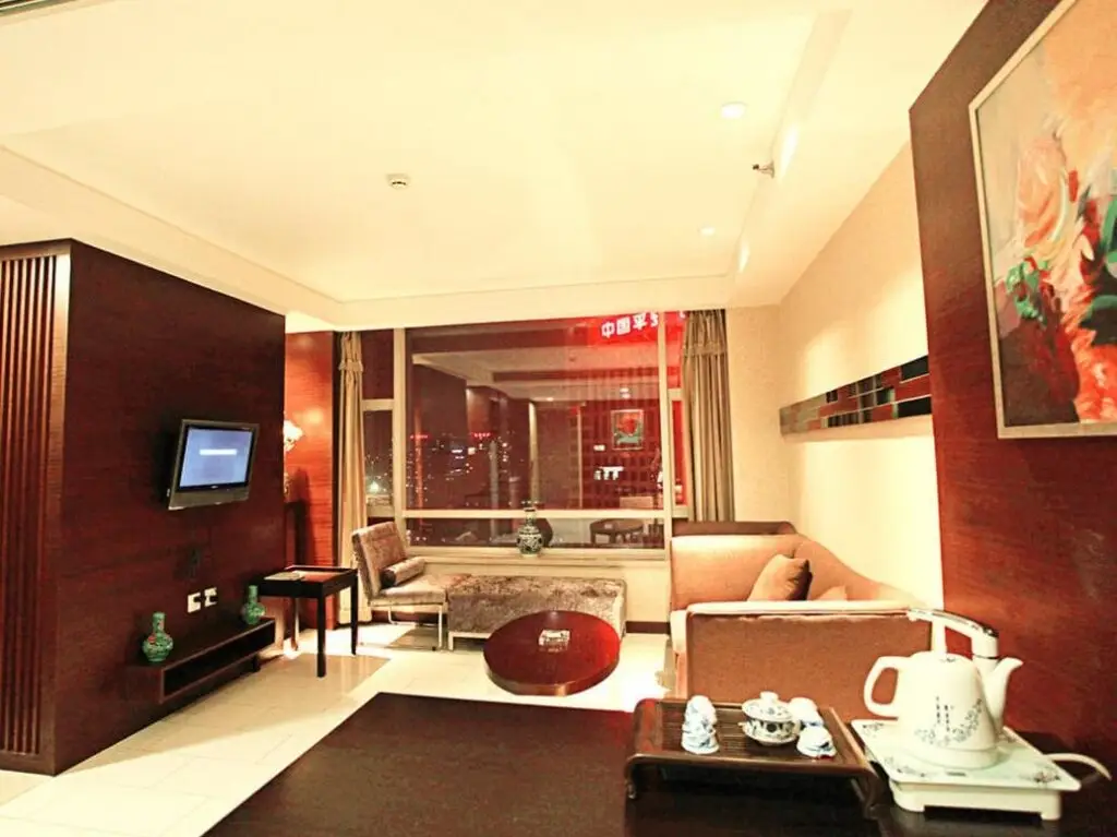 Далянь: Dalian International Hotel