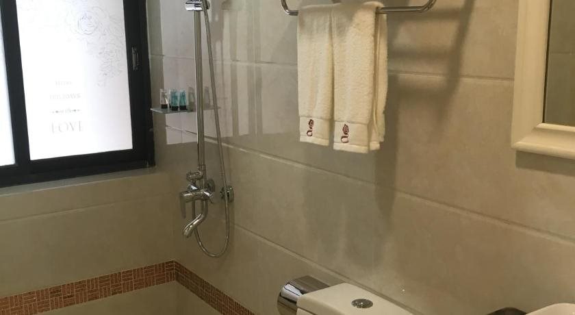 Гуанчжоу: Guangzhou Pleasant Grasse Hotel